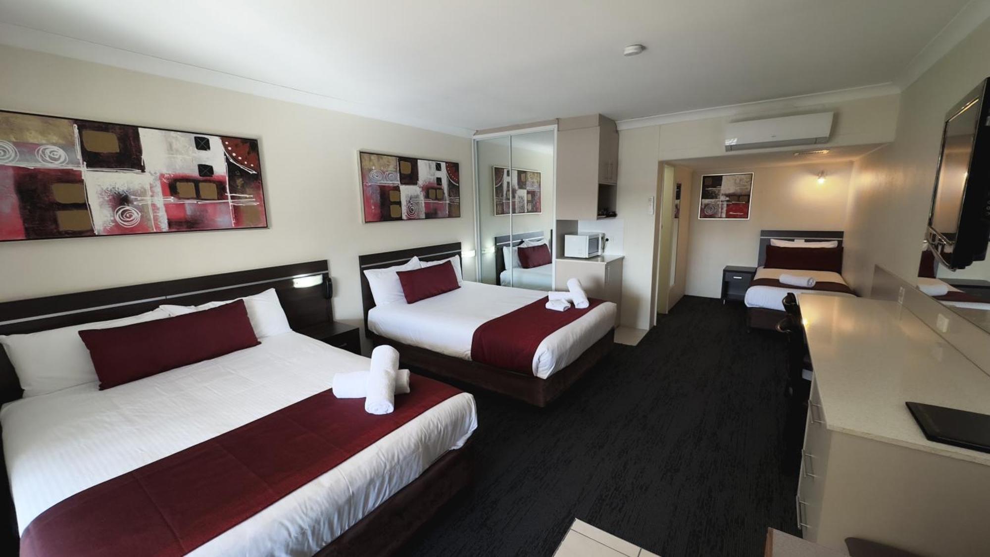 Golden West Motor Inn Dubbo Dış mekan fotoğraf